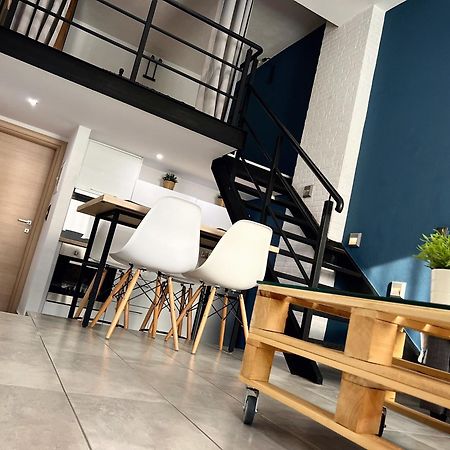 Appartement 48 Downtown Lofts à Néa Péramos Extérieur photo