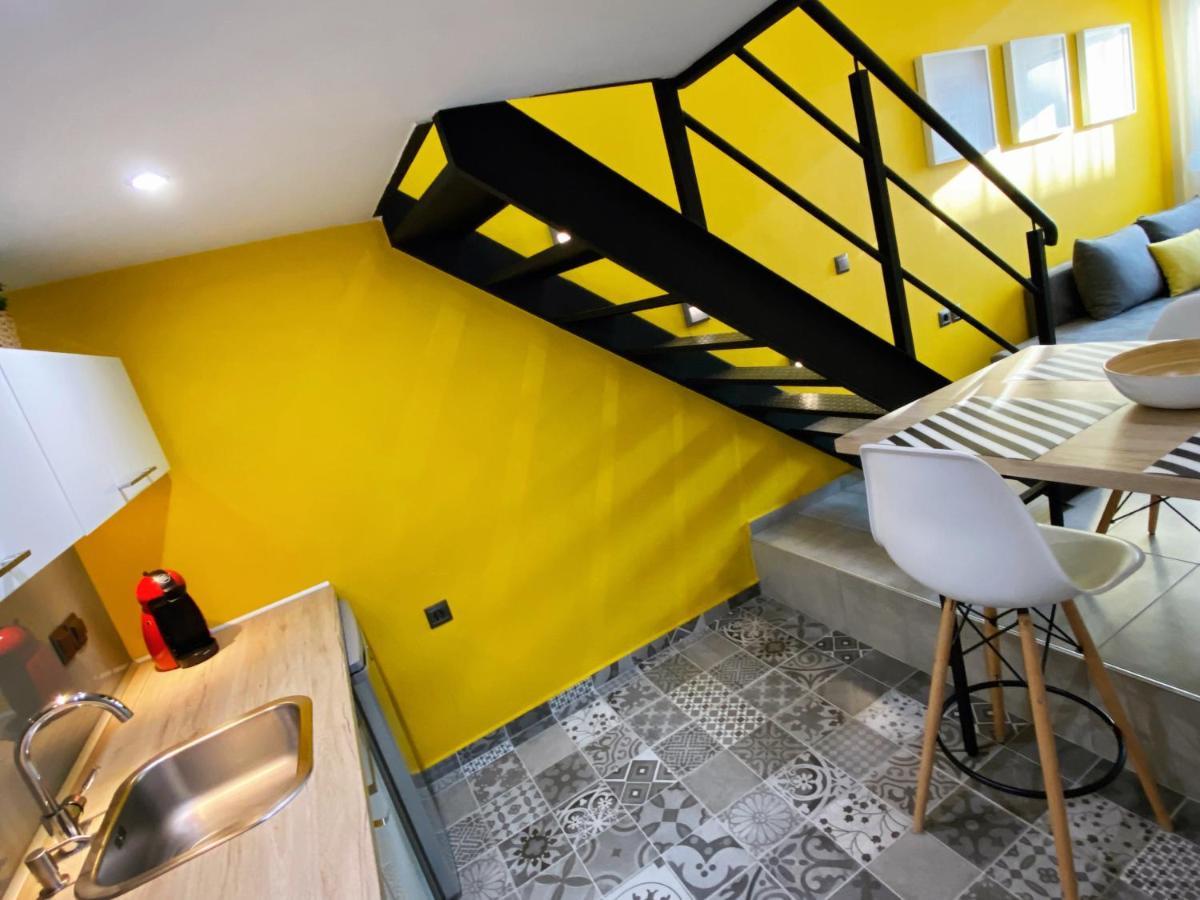Appartement 48 Downtown Lofts à Néa Péramos Extérieur photo