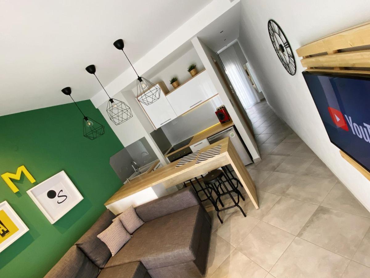 Appartement 48 Downtown Lofts à Néa Péramos Extérieur photo