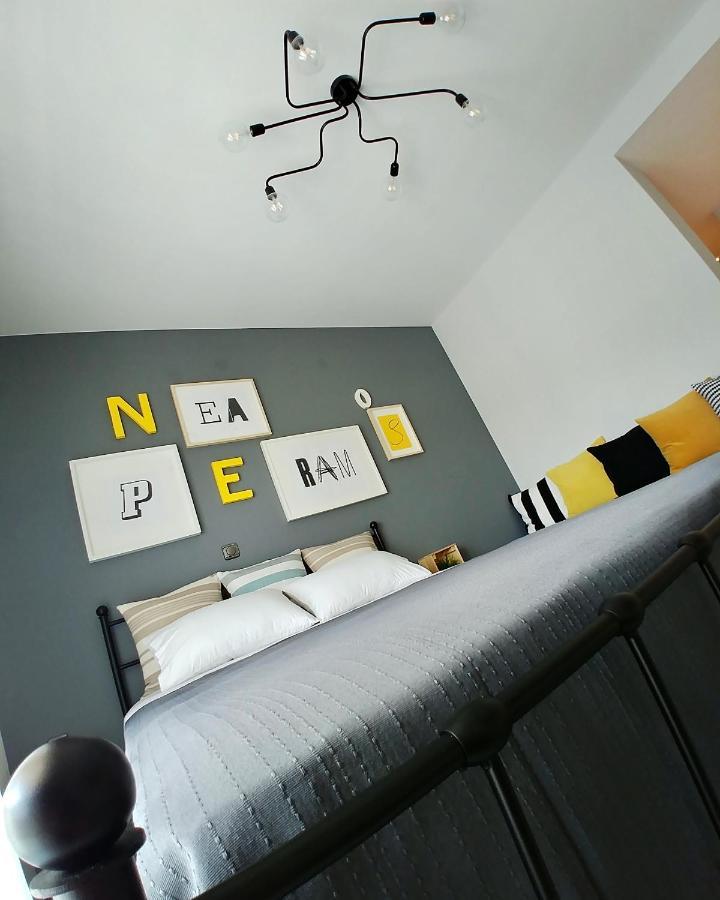 Appartement 48 Downtown Lofts à Néa Péramos Extérieur photo